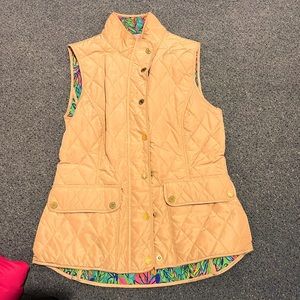 Lilly Pulitzer quilted camel vest size small